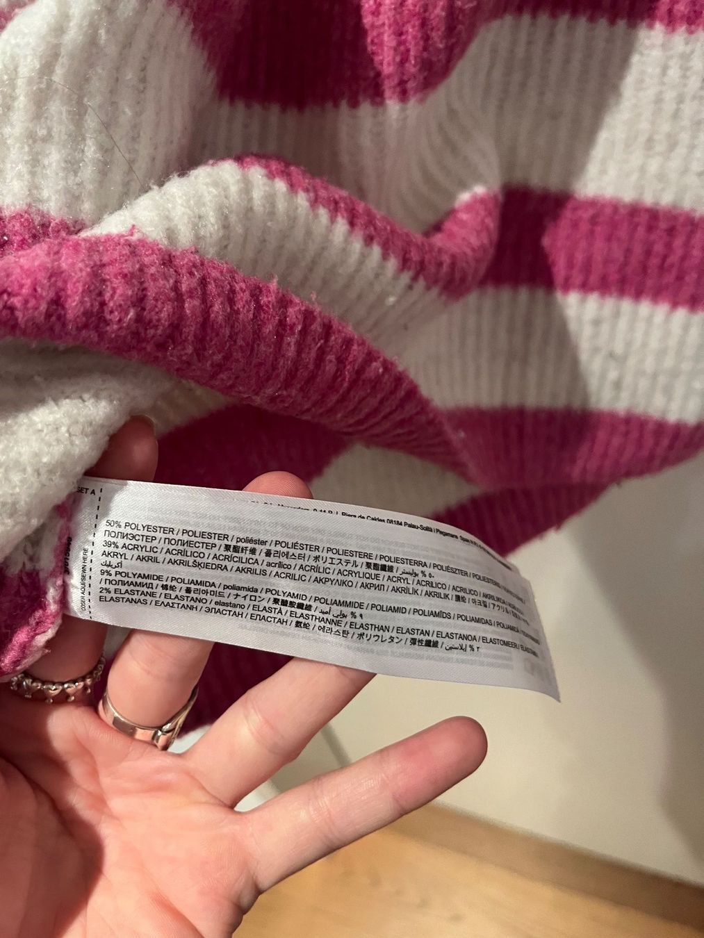 Pullover & Sweatshirts: Mango, Rollkragenpullover, weiss-pink gestreift – Gebraucht aus Gockhausen von Takatuka04 2