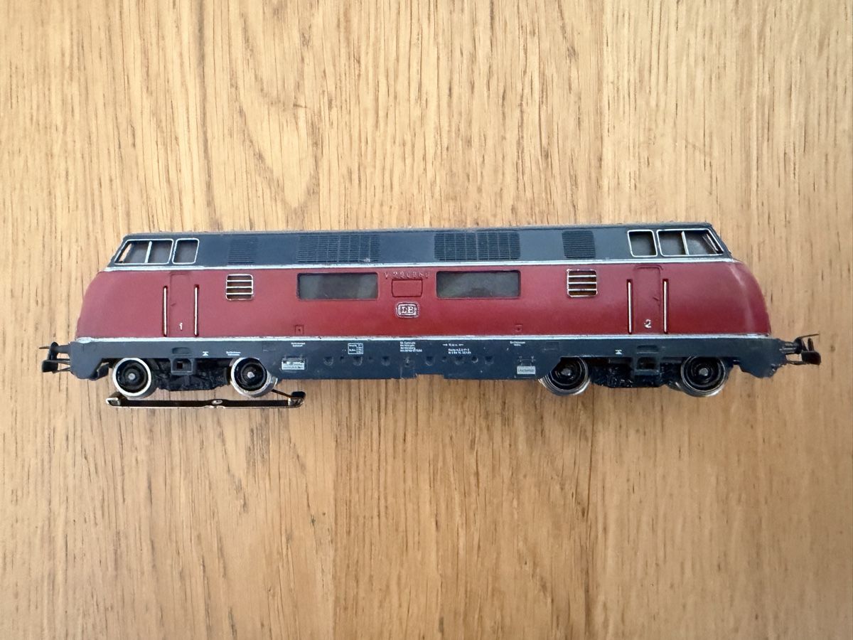 Märklin Modellini di ferrovie: Märklin H0 Diesellok V200 – Usato da Schaffhausen venduto da KellerJuerg