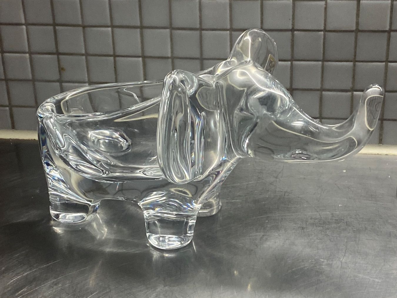 Statuette: Elefant Glasfigur Vannes Kristallglas – Usato da Solothurn venduto da BORGHAGEN