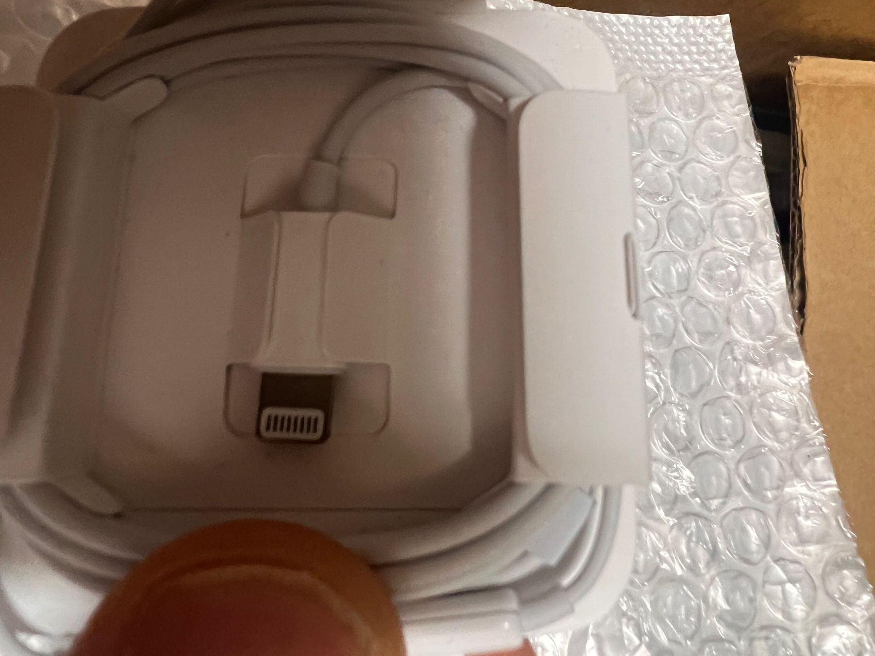 Apple Cuffie: Écouteurs earphone Apple lightnin + Lightning -> Jack 3.5mm – Nuovo (secondo la descrizione) da Grandson venduto da RioDeltaLima 2