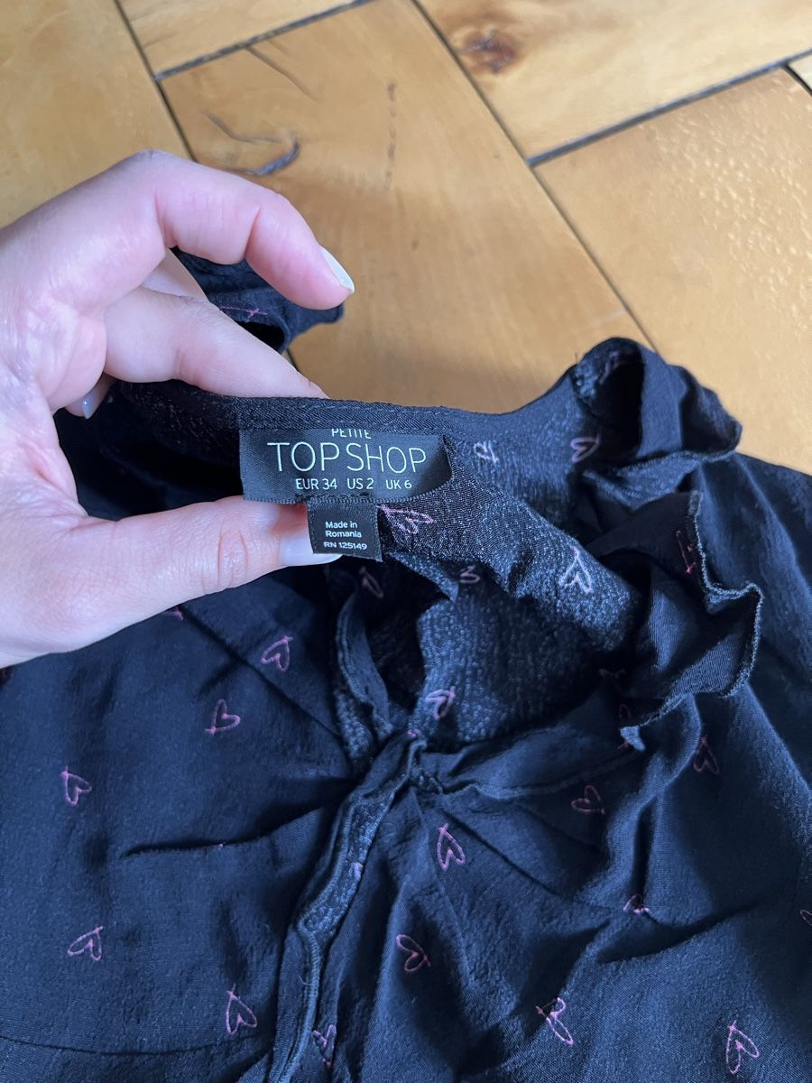 Topshop Tops: Topshop crop top Xs – Gebraucht aus Altstätten SG von melody- 1