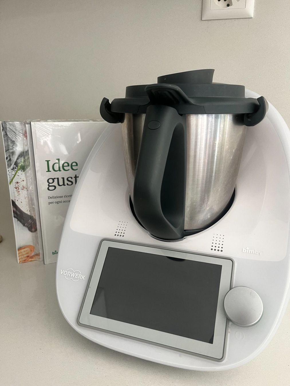Elettrodomestici da cucina: Bimby TM6 Vorwerk completo con accessori – Usato da Pambio-Noranco venduto da val_97q2 1