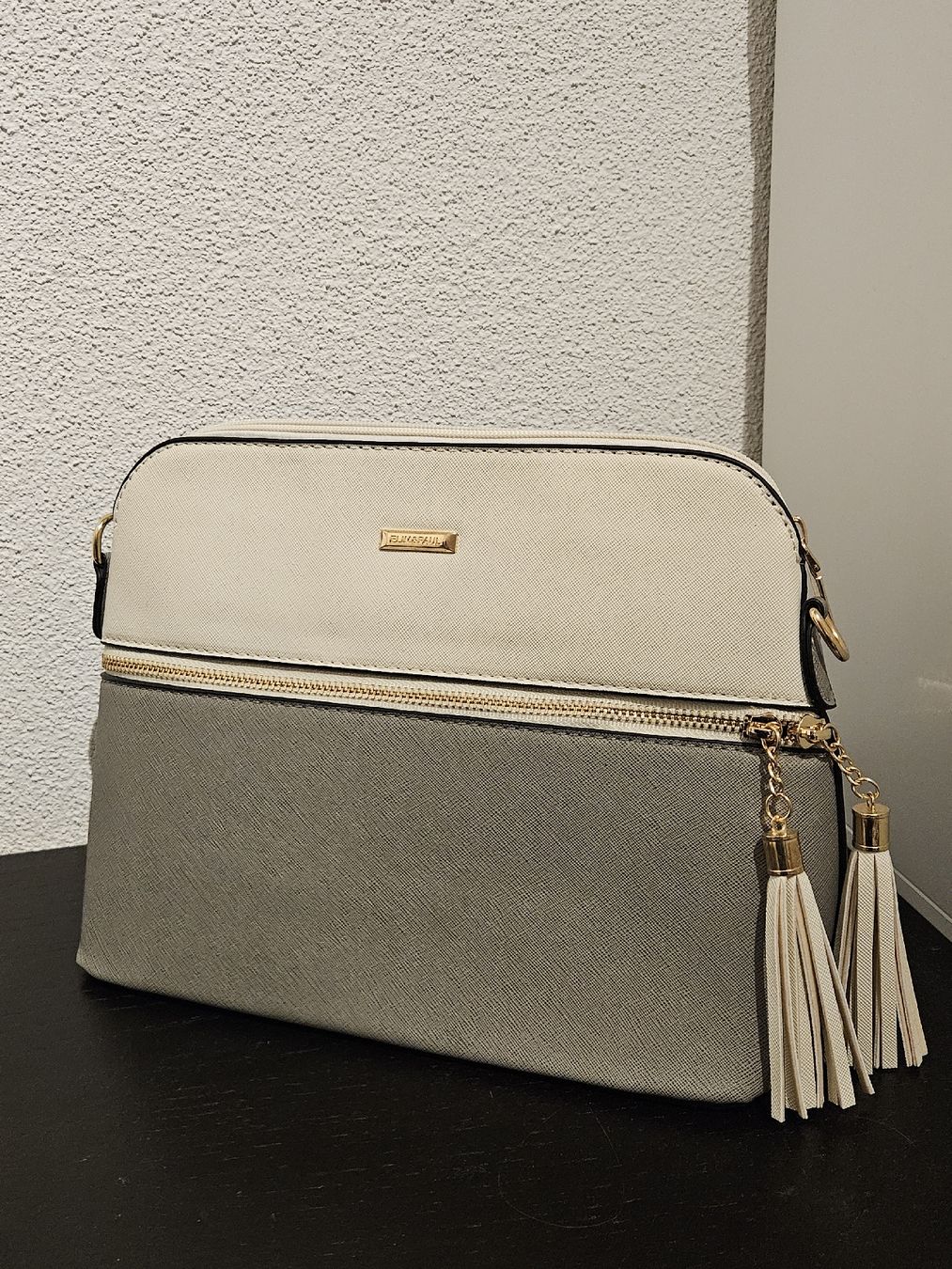 Borse da donna: praktische Handtasche grau, Kunstleder – Nuovo (secondo la descrizione) da Buttisholz venduto da craftergirl