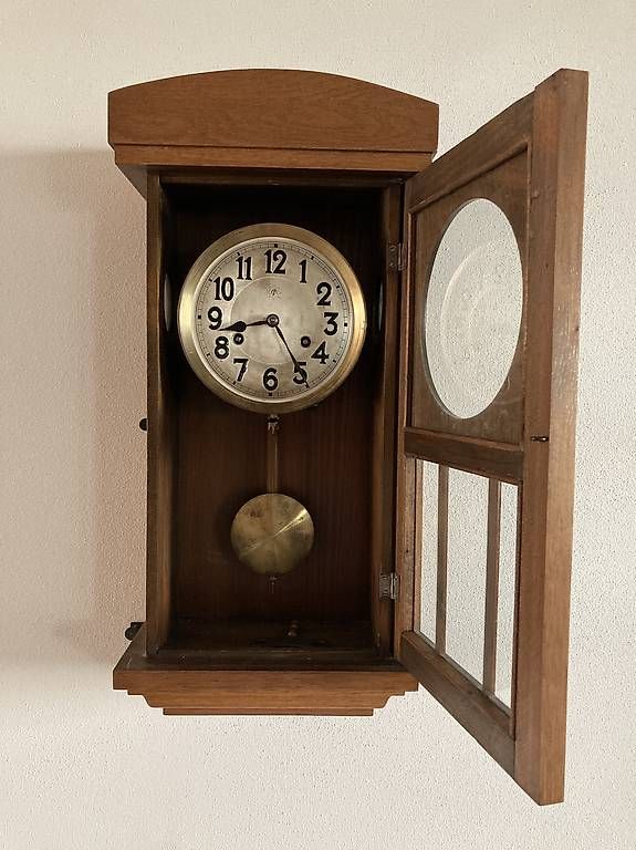 Uhren: Antike Wanduhr – Gebraucht aus Winterthur von 060127 2