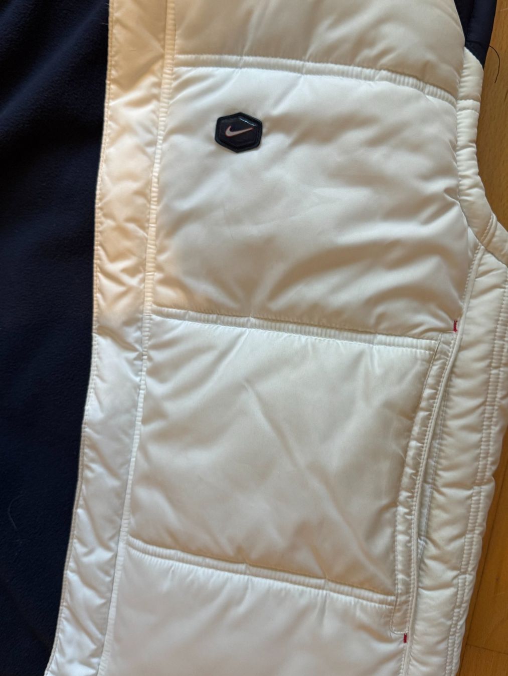 Nike Gilet & Giacche: Nike Gilets – Usato da zürich venduto da ira_c6bn 1