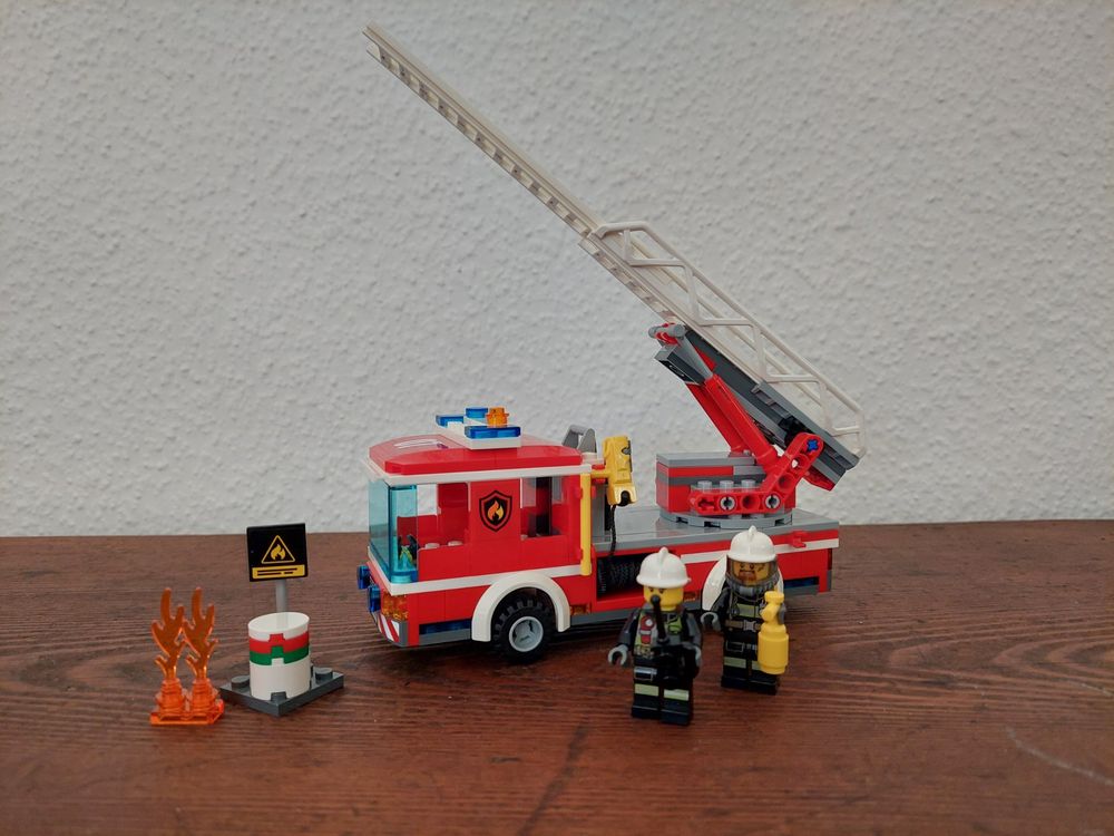 Lego Giocattoli: LEGO CITY Feuerwehrauto 60107 & Helikopter 60318 – Usato da Möhlin venduto da Kecksli 1