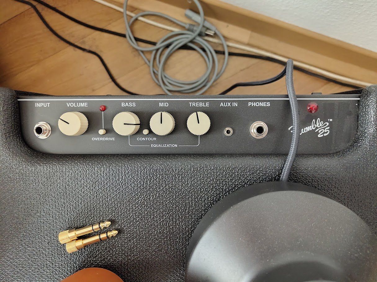 Fender Amplificateurs: Fender Rumble 25 - Bass Verstärker – D'occasion à Basel par aophkes 1
