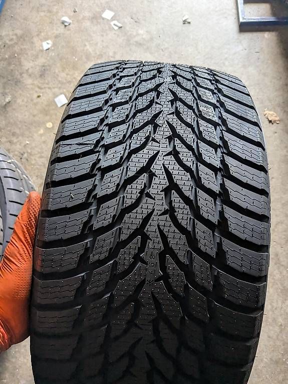 Pneus & Kompletträder: 2x 245/35 R19 93W Nokian Snowproof 1 NEU – Gebraucht aus Zeiningen von Simons_car-service 3