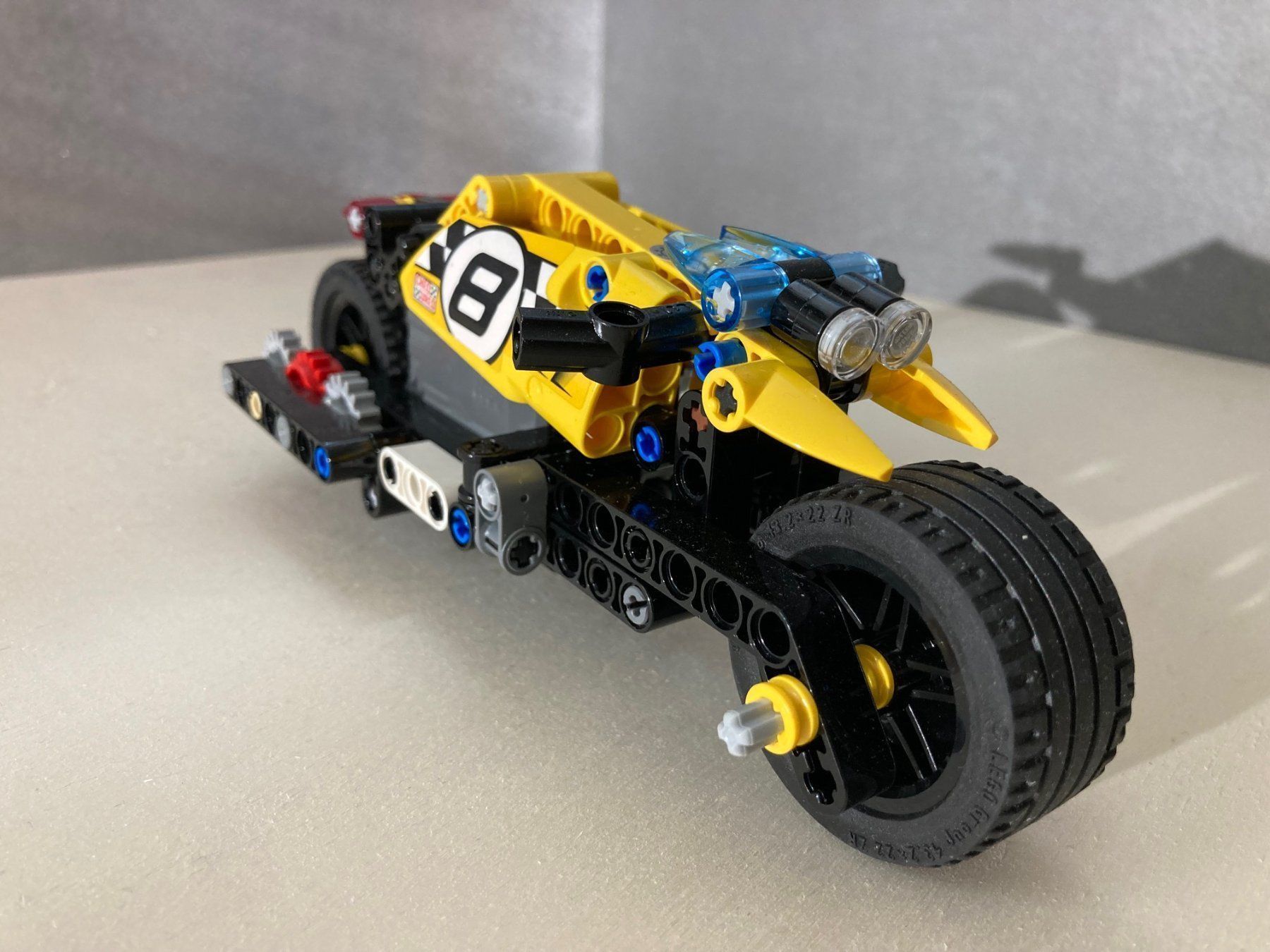 Lego Kit di costruzioni: LEGO® Technic Motorrad 42058 – Usato da Glattfelden venduto da Flip4u