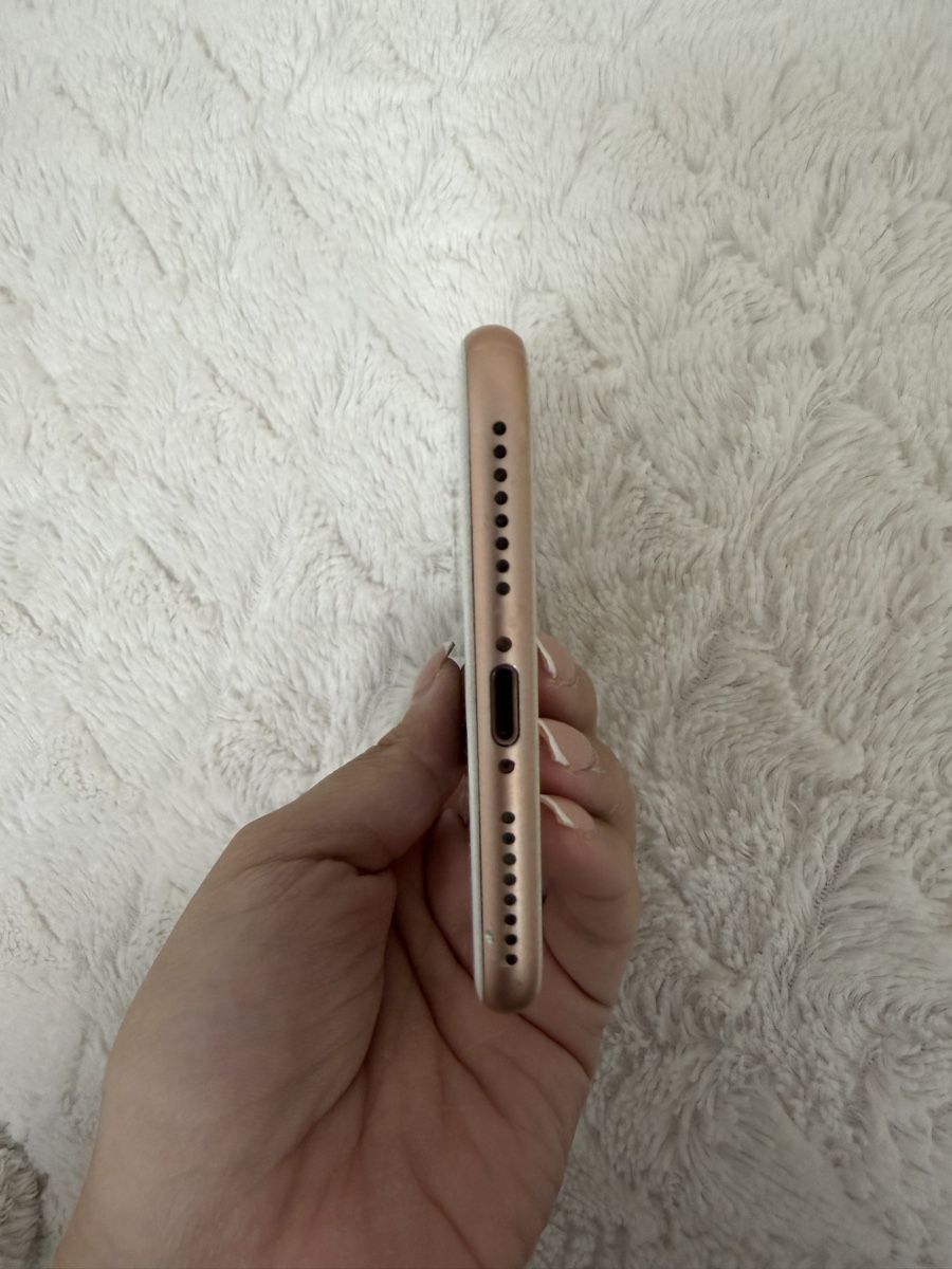 Apple Telefoni cellulari / Smartphones: Iphone 8 Plus – Usato da Rüthi (Rheintal) venduto da la.07 4