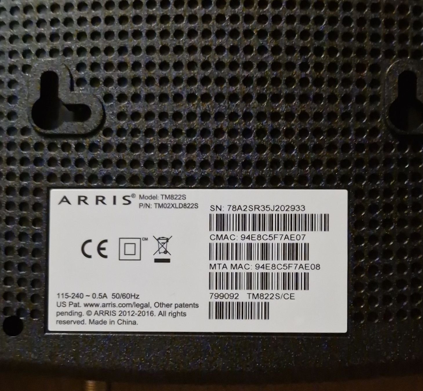 Laufwerke & Adapter: Modem câble Arris TM822S, état neuf – Neu (gemäss Beschreibung) aus Stallikon von Schneeule 3