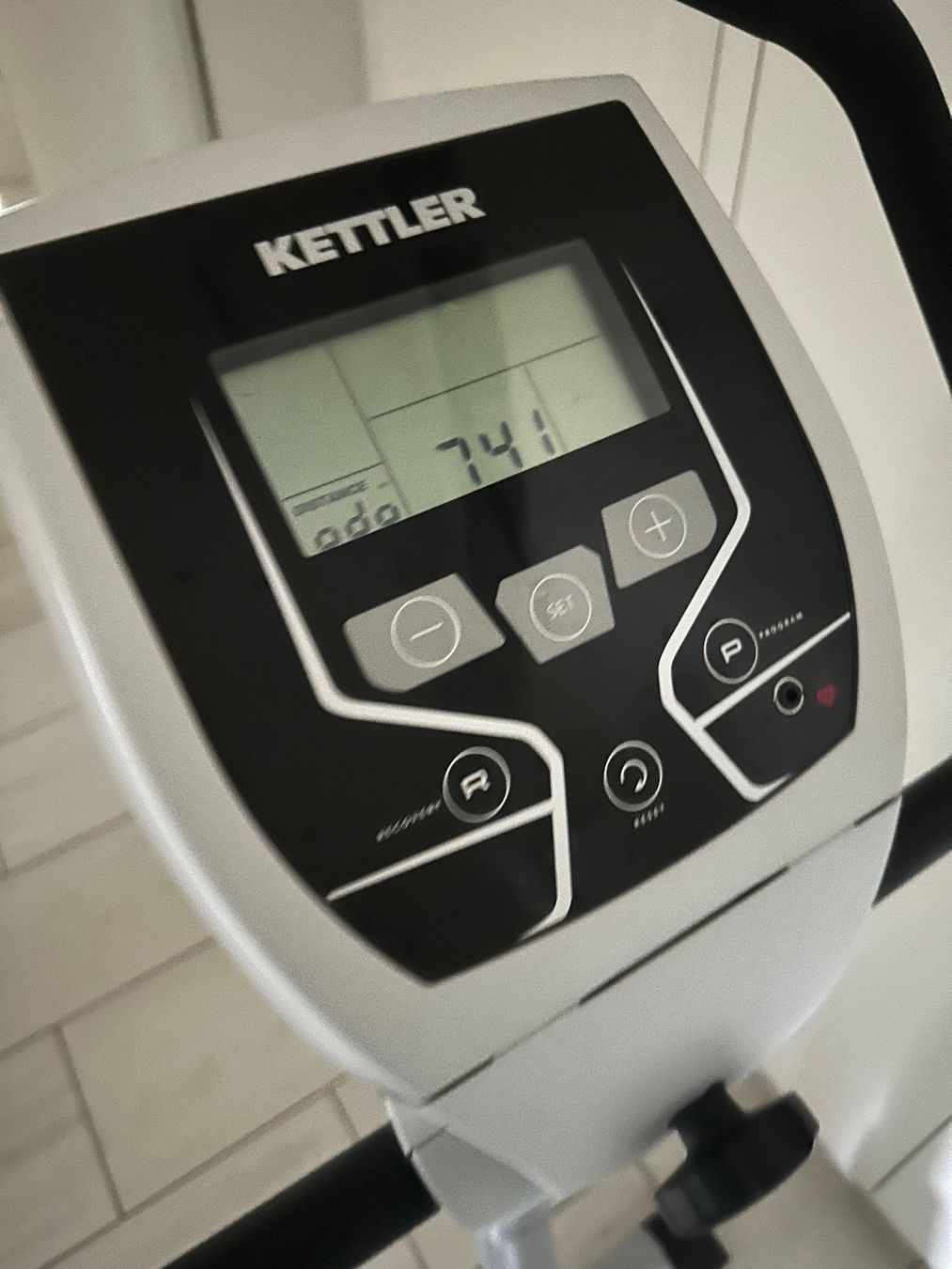Kettler Hometrainer: Kettler Heimtrainer Ergometer E3 (neuwertig) – Usato da Thalwil venduto da Wilhelm85 5