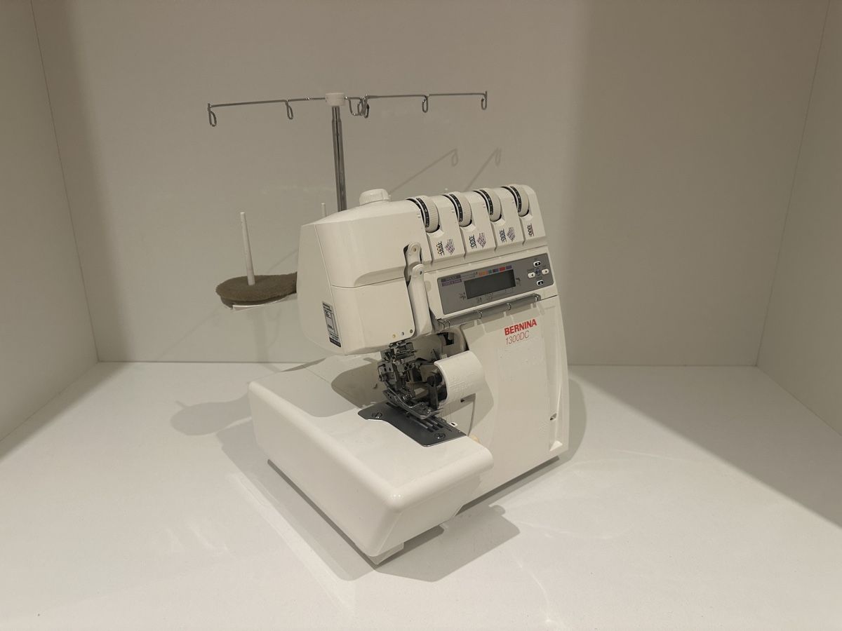 Bernina Nähmaschinen: Bernina Overlock 1300DC  – Gebraucht aus Schaffhausen von pinca19 4