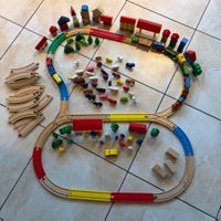 Holzeisenbahn farbig