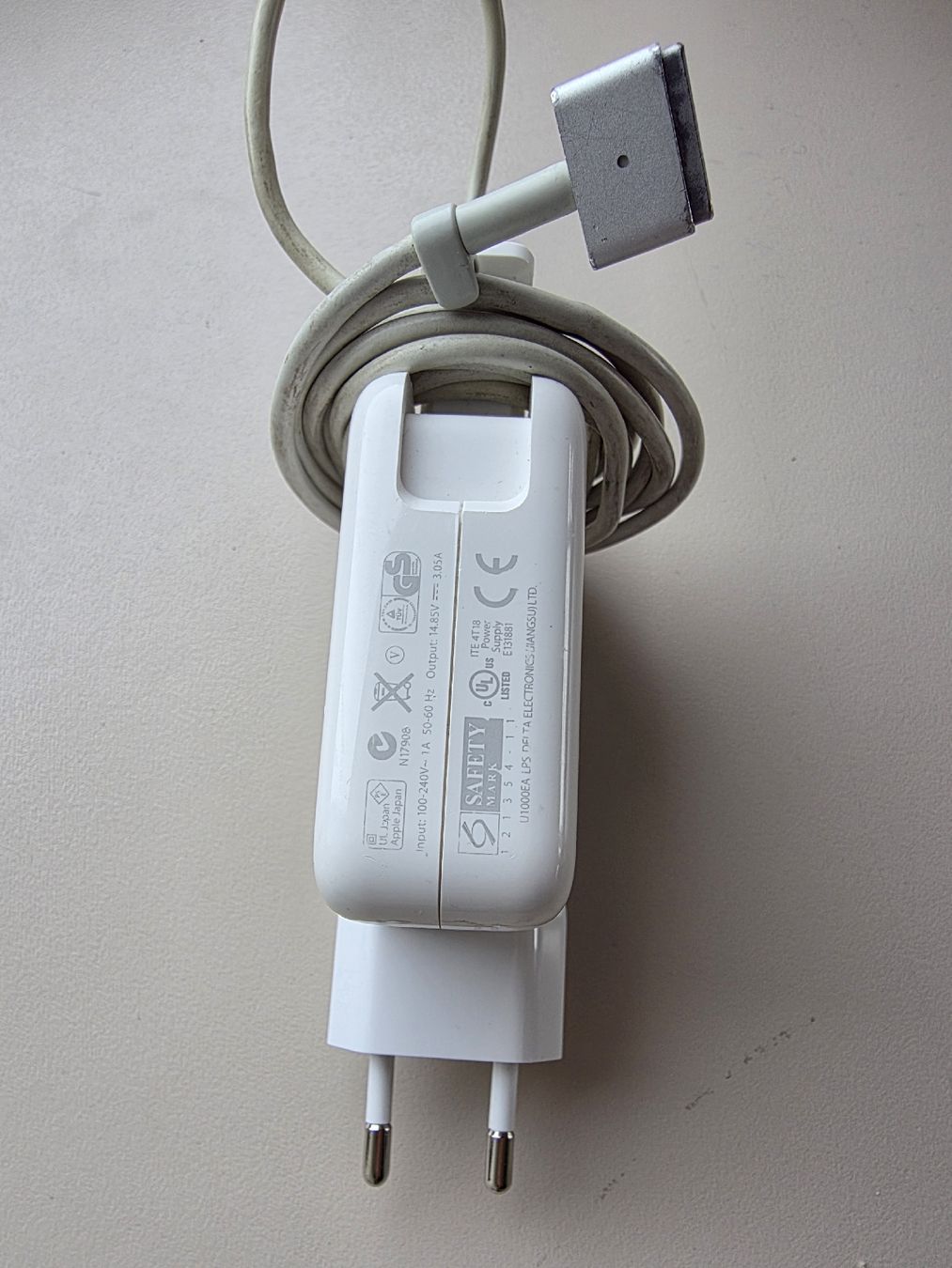 Apple Ladegerät: Apple MagSafe 2 Ladegerät 45watt – Gebraucht aus Biberist von Volo28 2