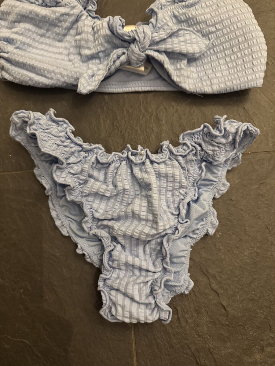 H&M Costumi da bagno & Bikini: Bikini hellblau von H&M Gr. 32/34 – Usato da Bonstetten venduto da VCLS 2