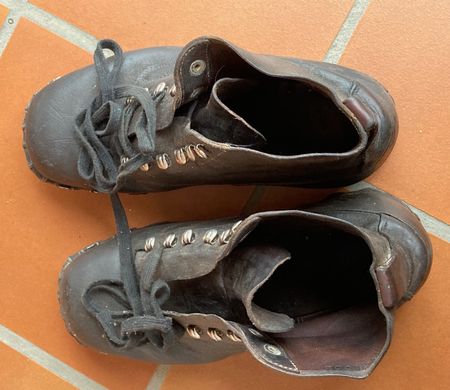 Militär Nagelschuhe CH
