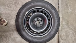 4 Stahlfelgen mit Winterbereifung 215/60 R16 99H XL