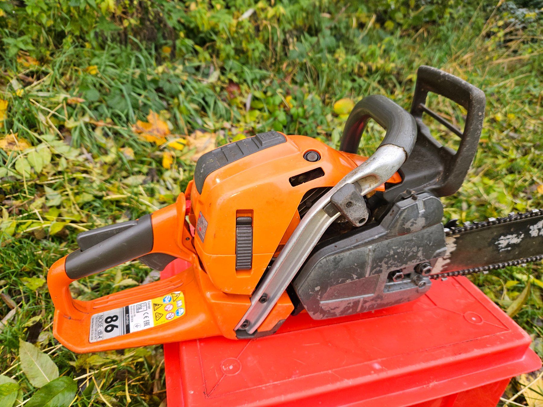 Husqvarna Seghe: Motorsäge Husqvarna 560 XP – Usato da Oberburg venduto da goldoni19 5