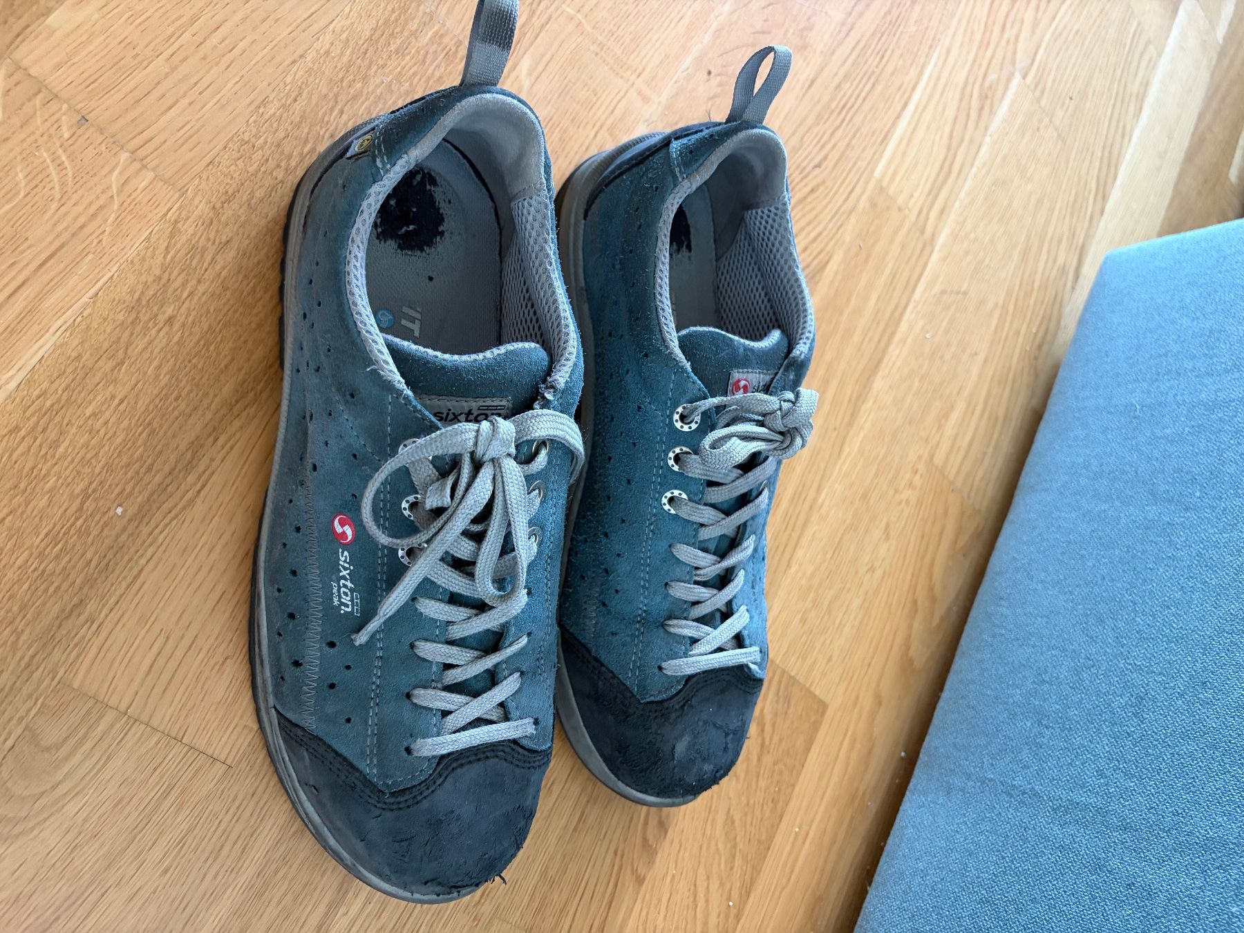 Herrenschuhe: Chaussures de sécurité Six Ton 43 – Gebraucht aus Ecublens VD von ric_7lgt 1