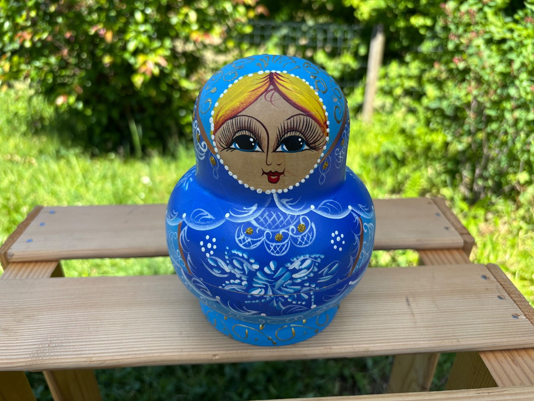 Figurines: schöne bemalte Babuschka Figur – D'occasion à Feldbach par Olive1