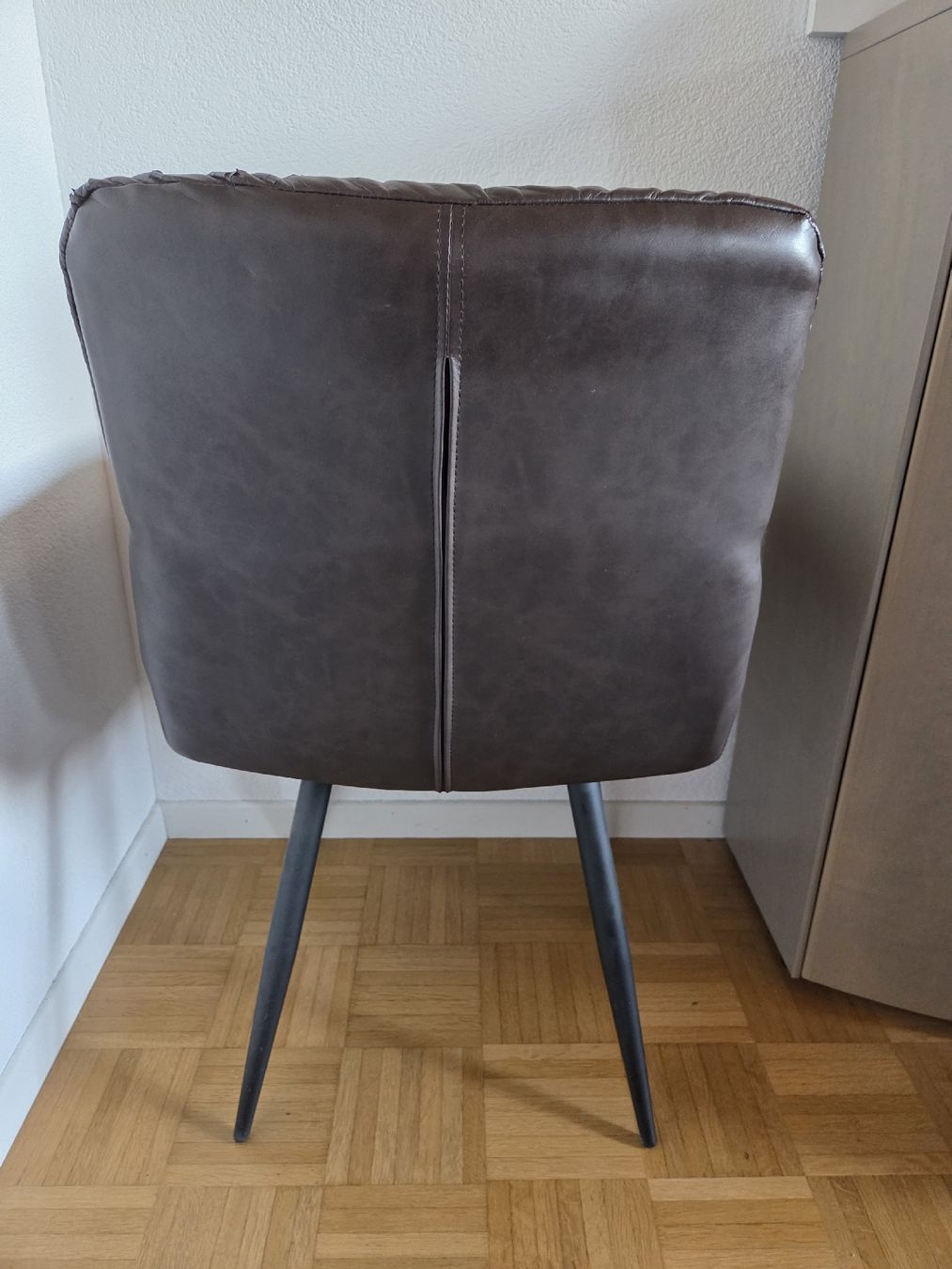 Micasa Sedie: 3x Esszimmerstühle Kunstleder braun – Usato da Rothenburg venduto da RaphiS549 3