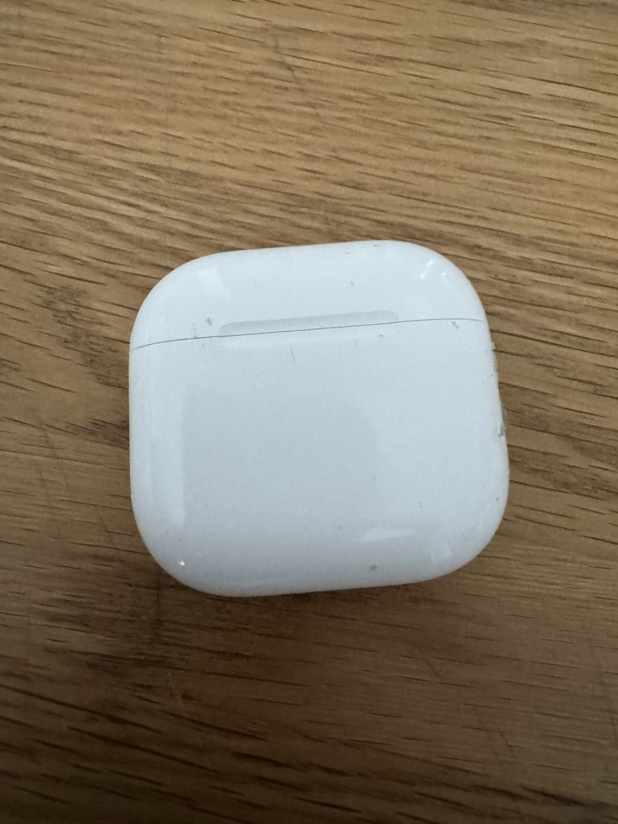 Apple Cuffie: AirPods 4. Generation mit Geräuschunterdrückung – Usato da Adliswil venduto da Busys 2