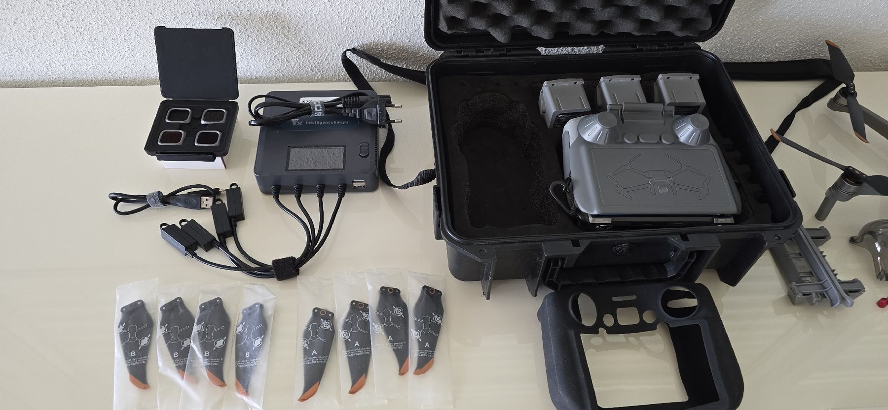 DJI Modellismo RC: Drone DJI Air 2S + multiples accessoires – Usato da Lausanne venduto da Neo_1er 4