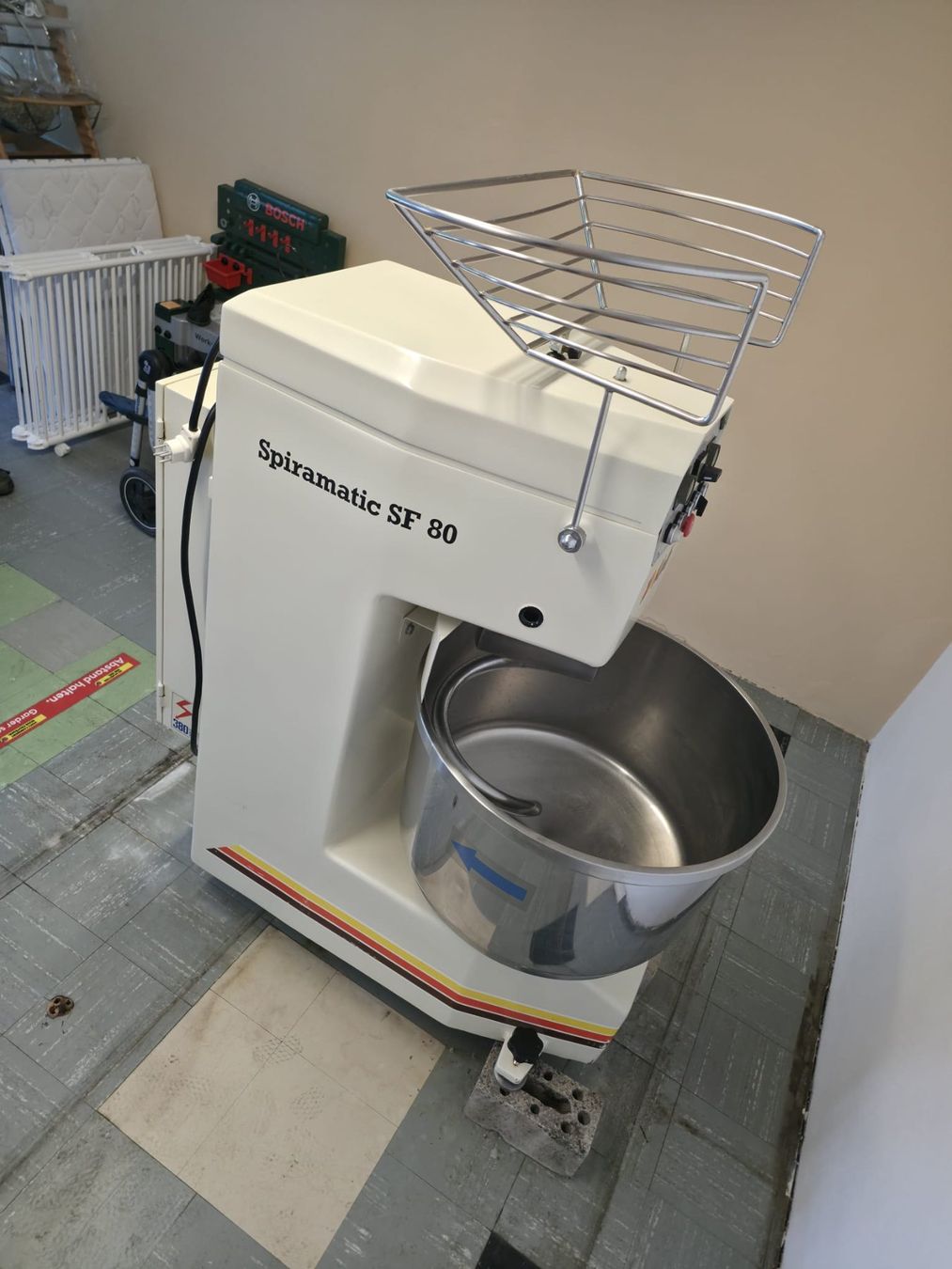 Küchengeräte: Knetmaschine /Teigmaschine Kolb – Gebraucht aus Lengnau BE von bma_567h 1
