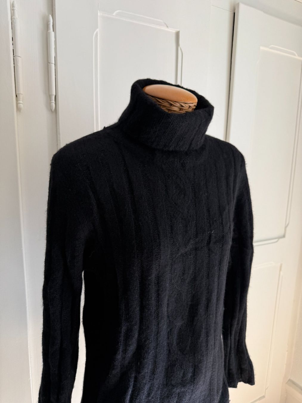 Jj Benson Pullover & Sweatshirts: JEAN JACQUES BENSON - Kaschmir Pullover schwarz M – Gebraucht aus Zürich von Diazaio 1