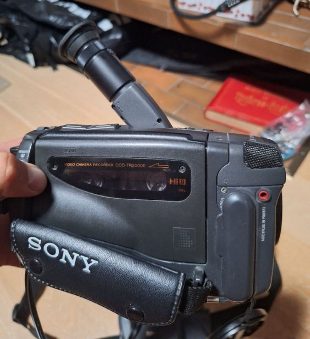 Sony Camcorder: Caméscope SONY CCD 10x Zoom AF  – Gebraucht aus Tannay von v1n1p00h 2