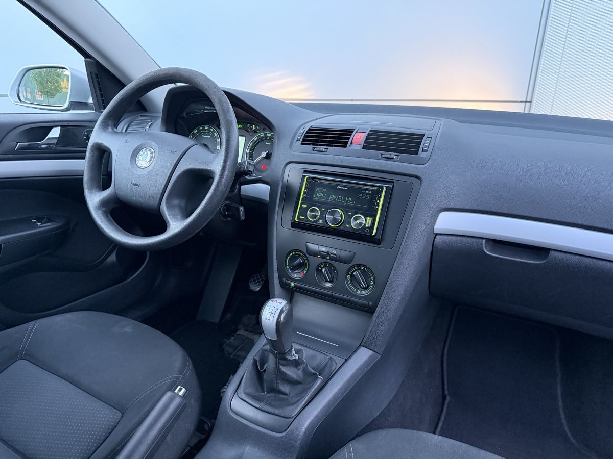 Skoda Automobili: Skoda Octavia 1.9TDI 4x4  – Usato da Altstätten SG venduto da Bb1700 8