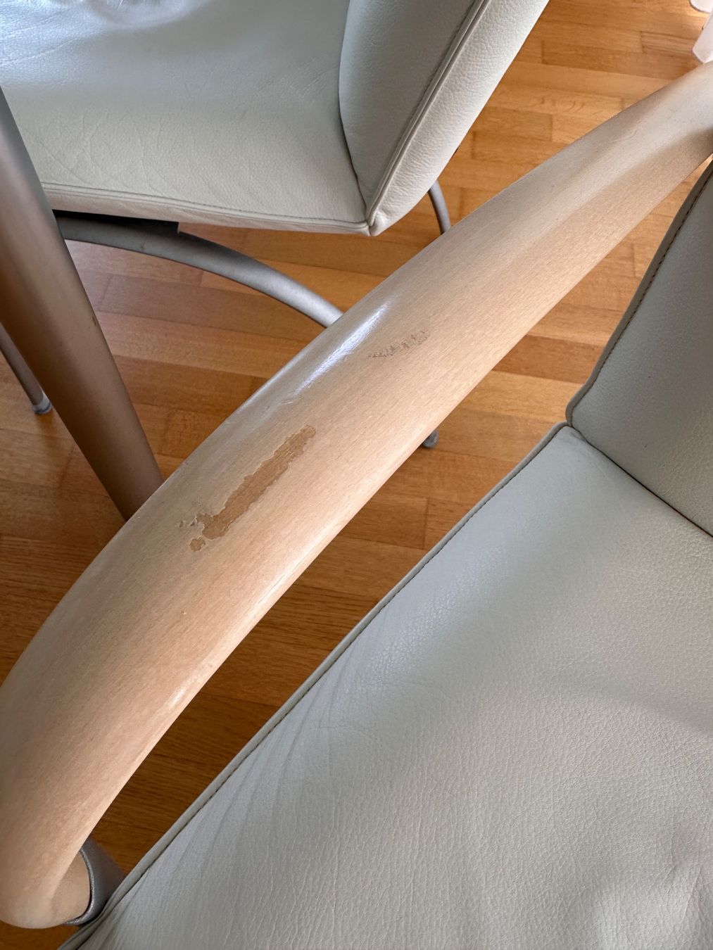 Rolf Benz Sedie: 6 Designer Lederstühle von ROLF BENZ – Usato da Kreuzlingen venduto da Biha23 7