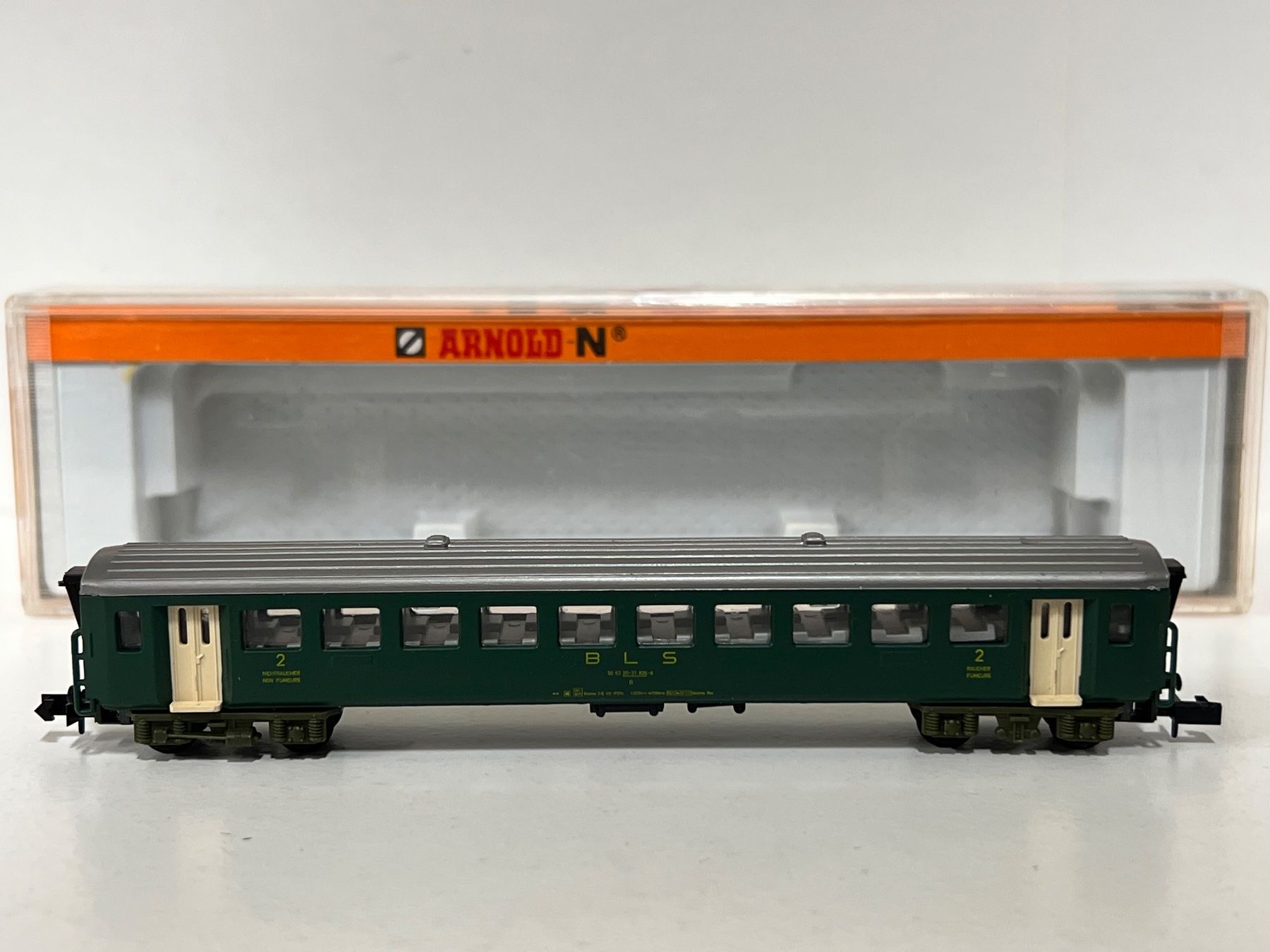 Arnold Modellini di ferrovie: Spur N Arnold Rapido BLS 2.Klasse 826-8 – Usato da Geroldswil venduto da TopTrain54
