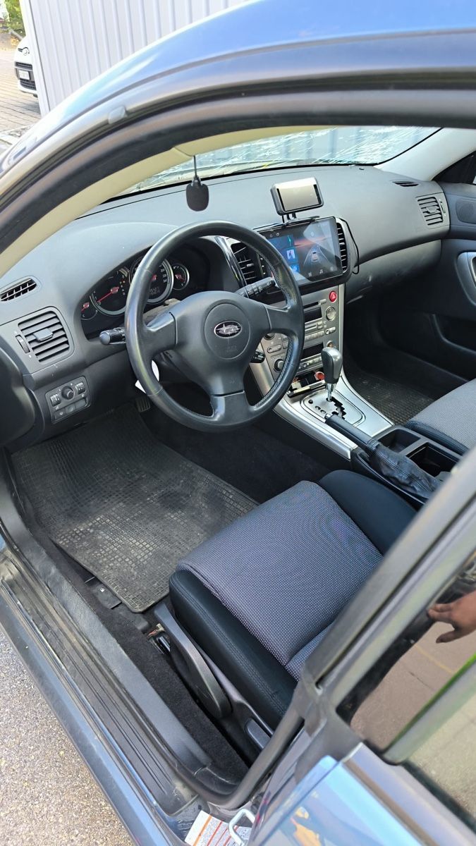 Subaru Autos: Subaru Legacy 2.5 AWD – Defekt aus Rickenbach Sulz von as-sa 5