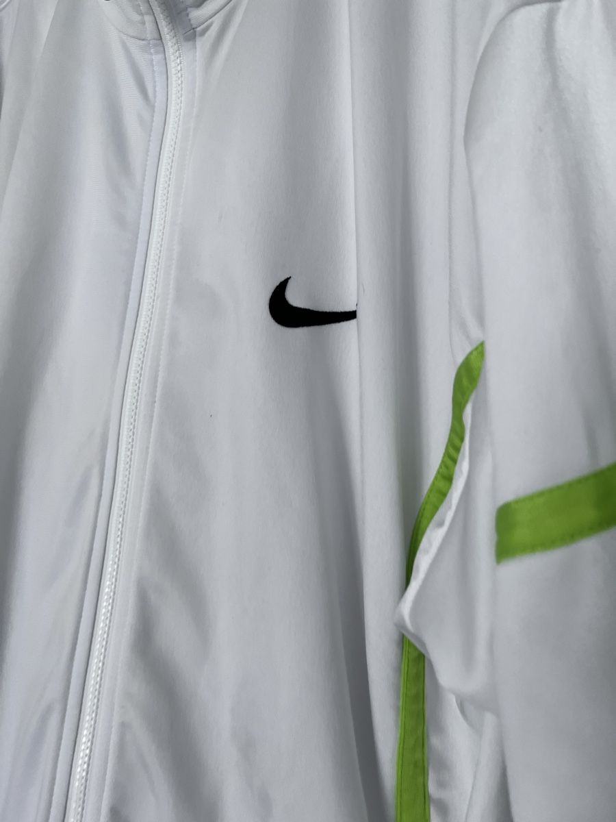 Nike Giacche: Vintage White Nike Track Jacket - Size XL  – Usato da Lausanne venduto da Danash 4