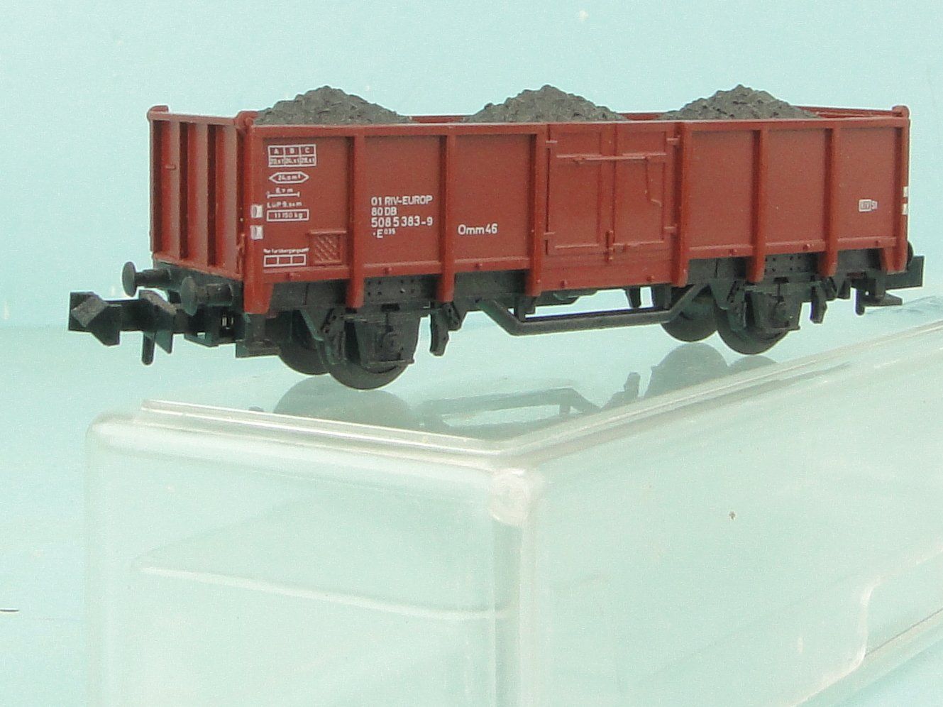 Trix Modelleisenbahnen: Minitrix Spur N Güterwagen – Gebraucht aus Bülach von Albitrain
