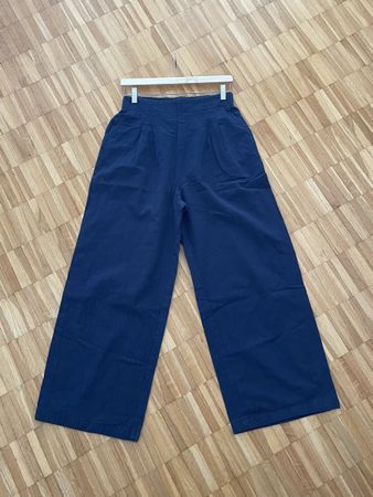 Pantalon bleu en lin taille 38