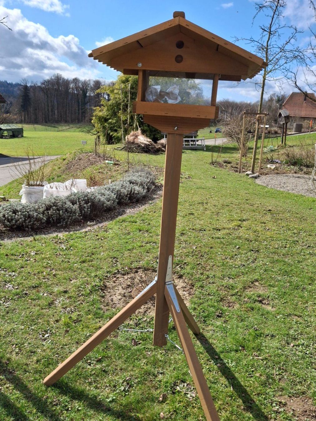 Petites maisons à oiseaux: Vogelhaus auf Ständer, Futterstation – Neuf (Voir description) à Walterswil SO par peiper2