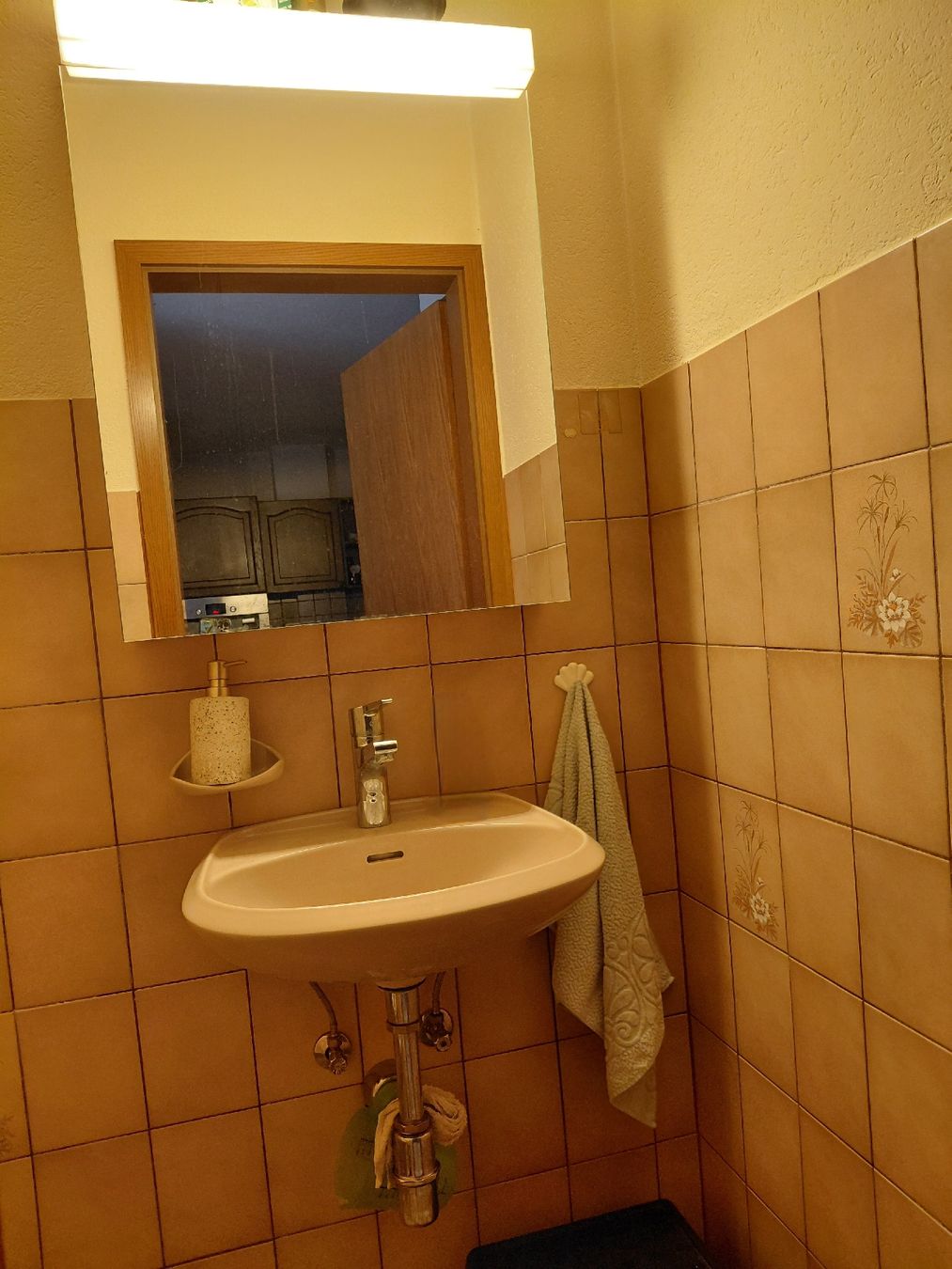 Lavabi & lavandini: lavabo + Spiegelschrank beige – Usato da Grenchen venduto da cuc_8mdr