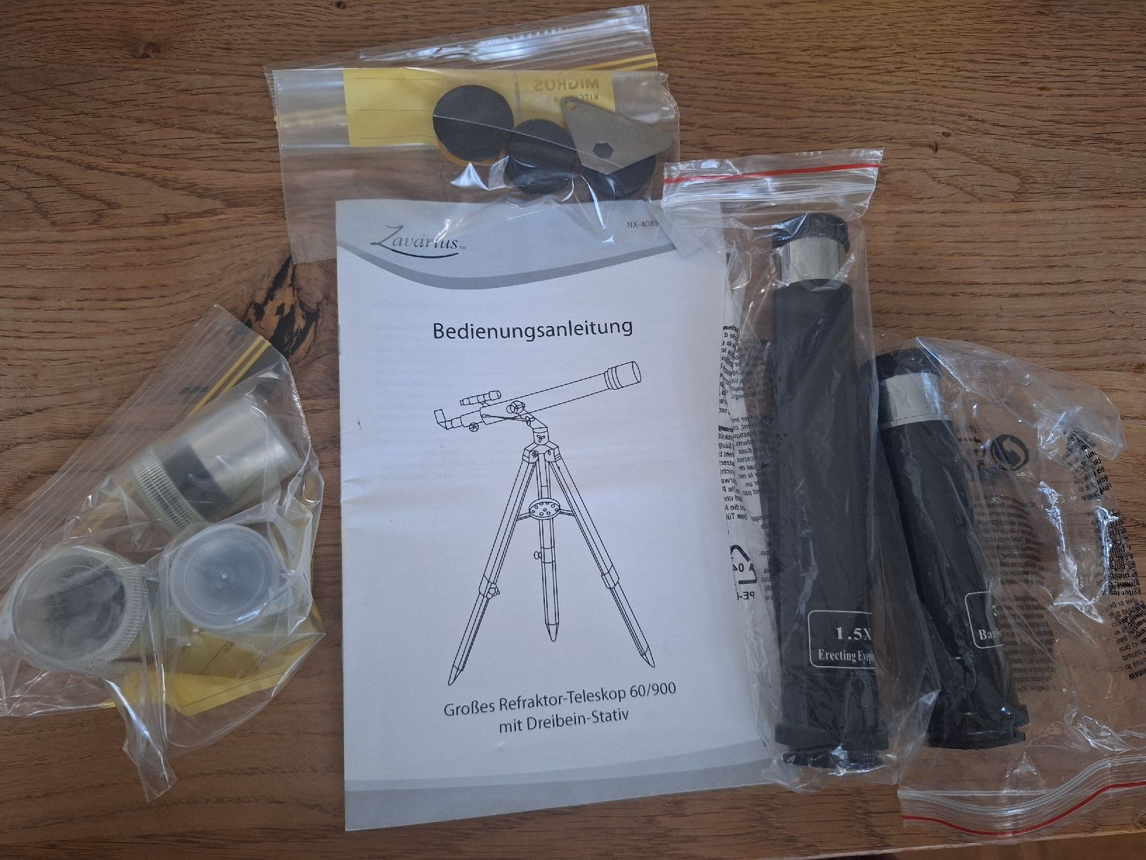 Telescopi: Lavarius Refraktor Teleskop 60/900 mit Stativ – Nuovo (secondo la descrizione) da Aarau venduto da Chillkrot 7