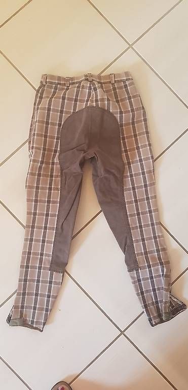 Pantaloni: Pantalon équitation / Reithosen – Usato da Cortébert venduto da Little_bird 1