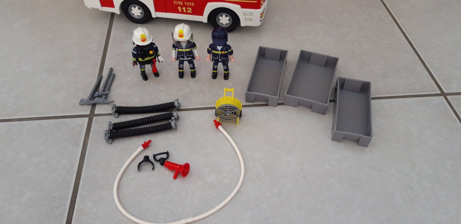 Playmobil Giocattoli: Playmobil Camion Pompiers – Usato da Cugy FR venduto da POWER-STI 2