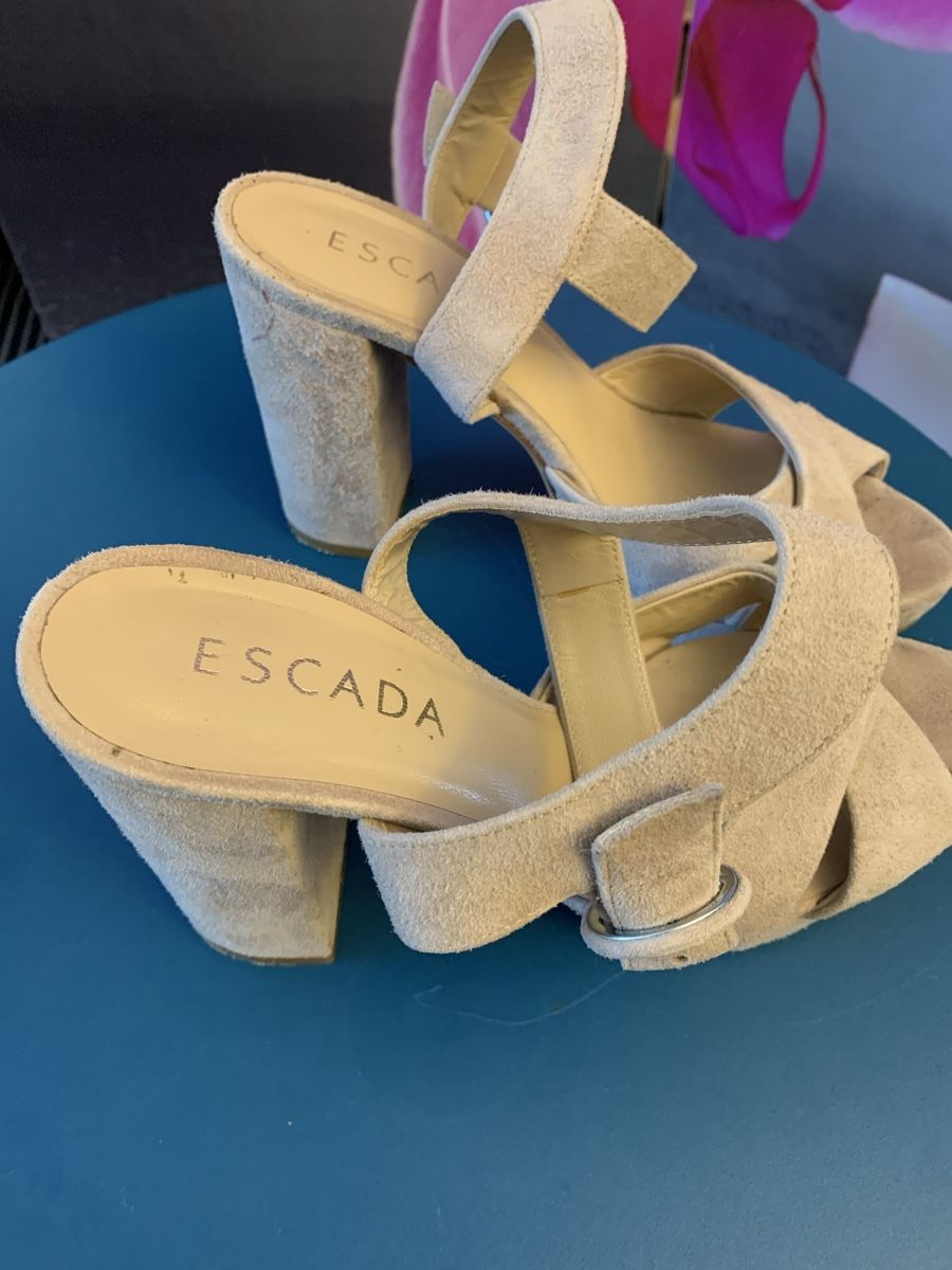 Escada Scarpe da donna: Escada Plateaupumps - Beige Gr 37 – Usato da Mettmenstetten venduto da _4_YOU_ 1