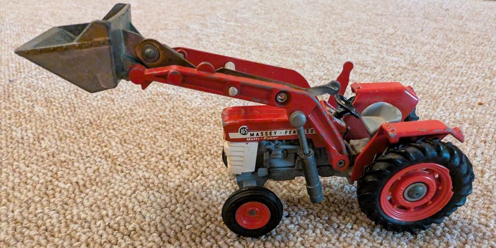 Giocattoli: Drei alte Traktoren - Ford und Massey Ferguson – Usato da Itingen venduto da wali19 1