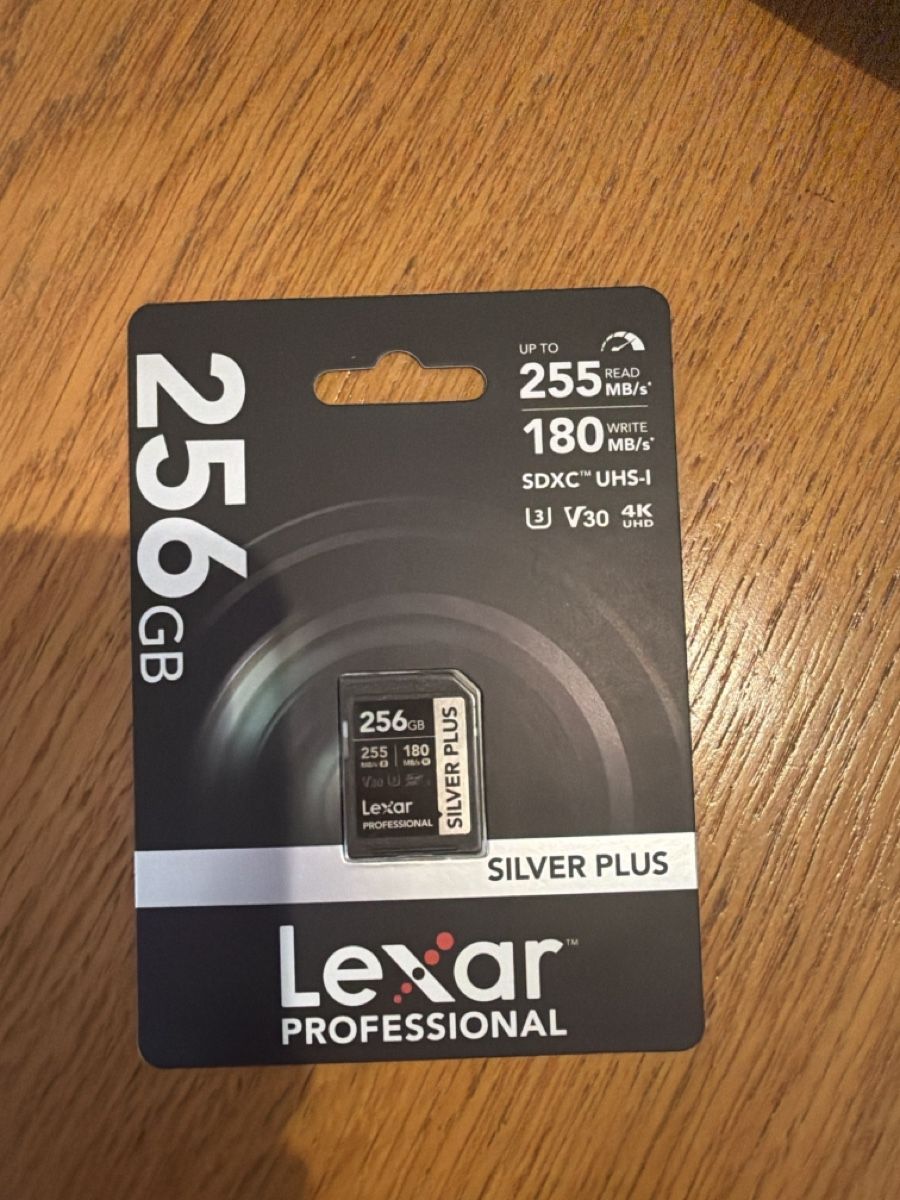 Lexar Schede di memoria: Lexar Professional 256GB Memory Card SDXC UHS-I – Nuovo e nell'imballaggio originale da Zürich venduto da shterev.v