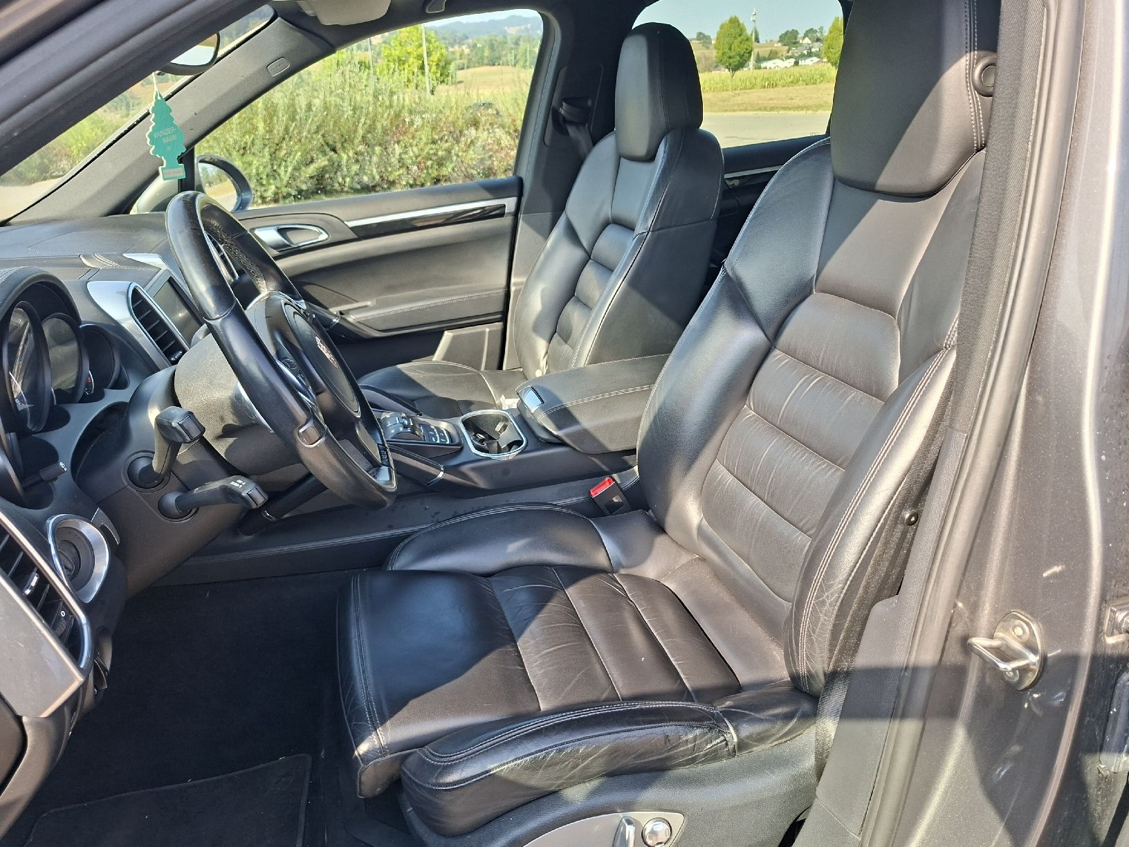 Porsche Automobili: Porsche Cayenne S  – Usato da La Tour-de-Trême venduto da evapetreanu 8