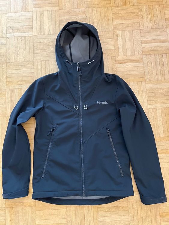 Bench Softshell Jacke (Gebraucht) in Kaiseraugst für CHF 9 – mit ...