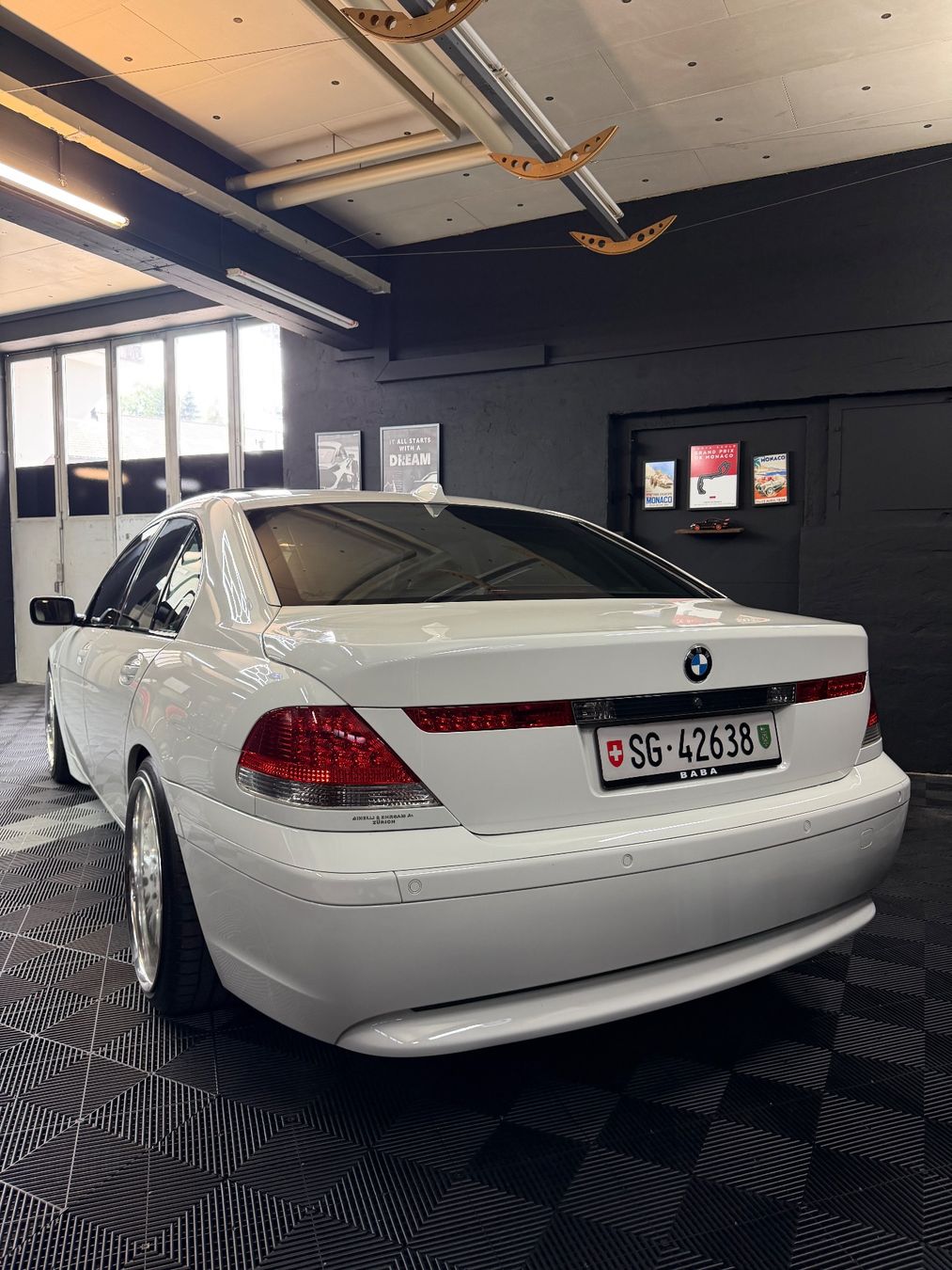 BMW Autos: BMW 735i E65 – D'occasion à Bronschhofen par SezoCarsector 3