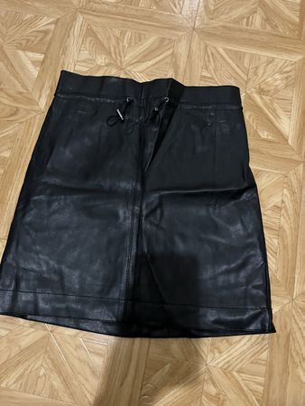 Jupe Noire Comptoir Des Cotonniers - Taille 36 - Occasion En Très Bon état - Affaire à -65%
